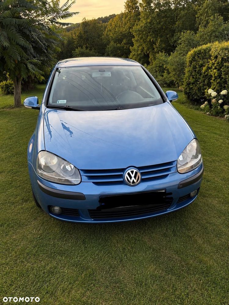 Volkswagen Golf - 1