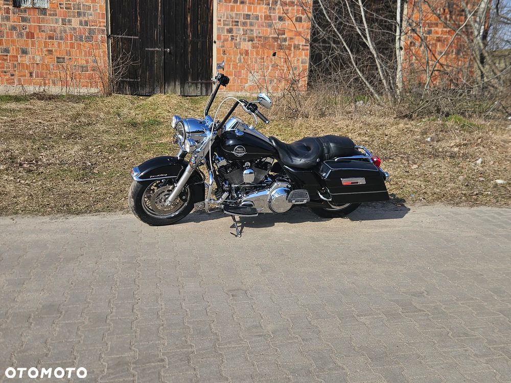 Harley-Davidson Touring Road King - 12
