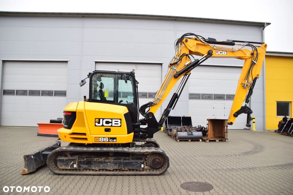 JCB 86C-2 T.A.B. - 13