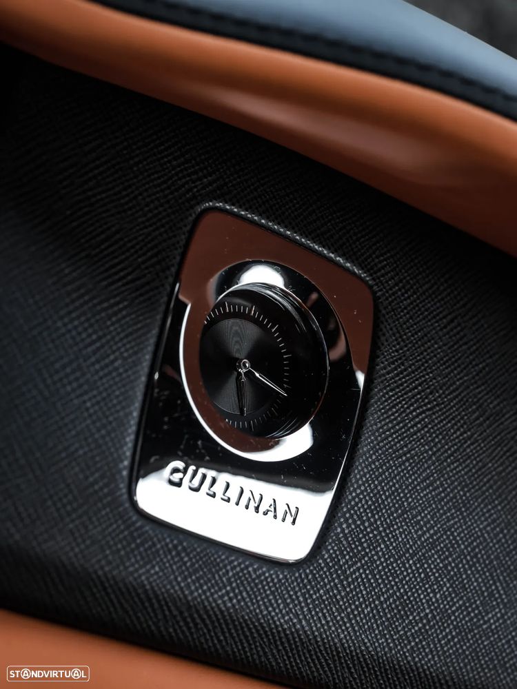 Rolls Royce Cullinan - 15