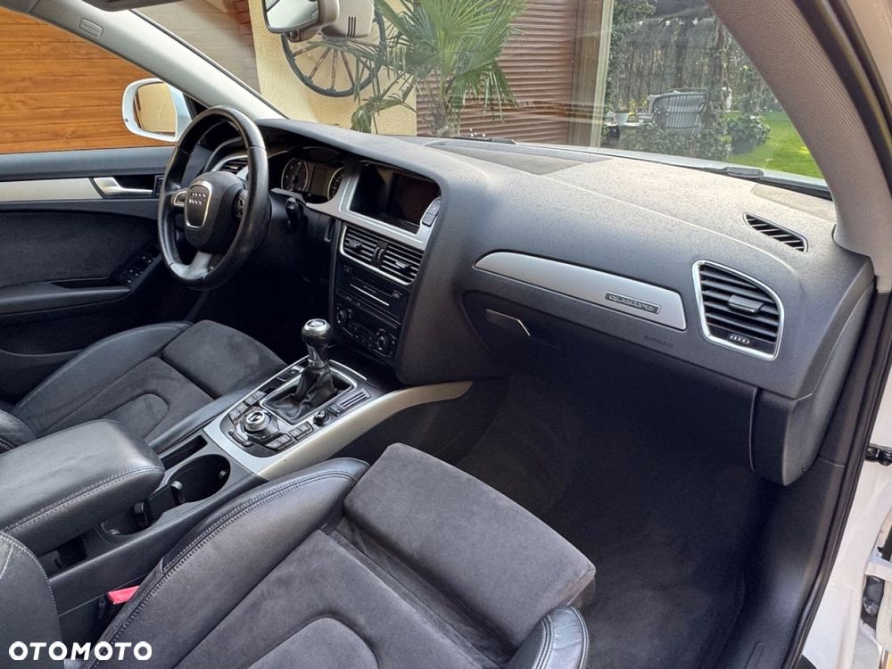 Audi A4 Allroad - 24