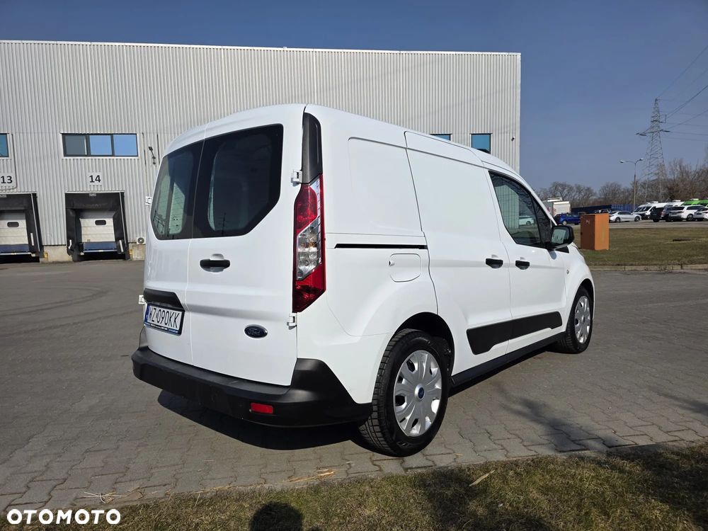 Ford Transit Connect - 4