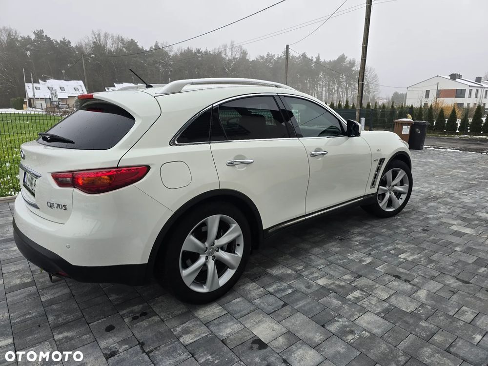 Infiniti QX70 3.0d S Premium - 7