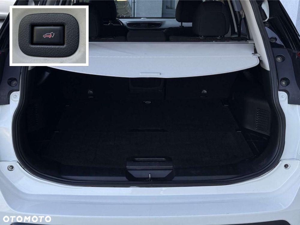 Nissan X-Trail 1.6 DIG-T N-Connecta - 38