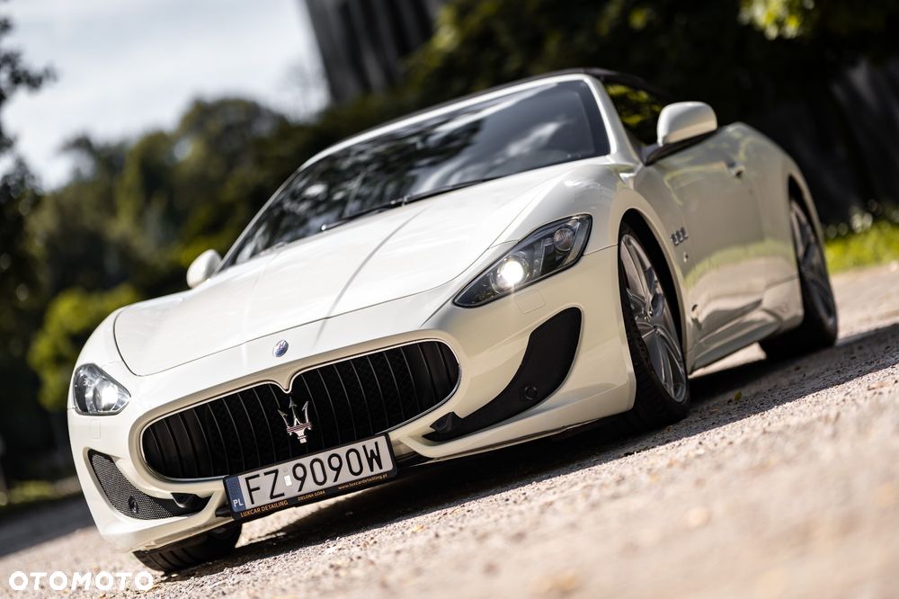 Maserati GranCabrio Sport - 4