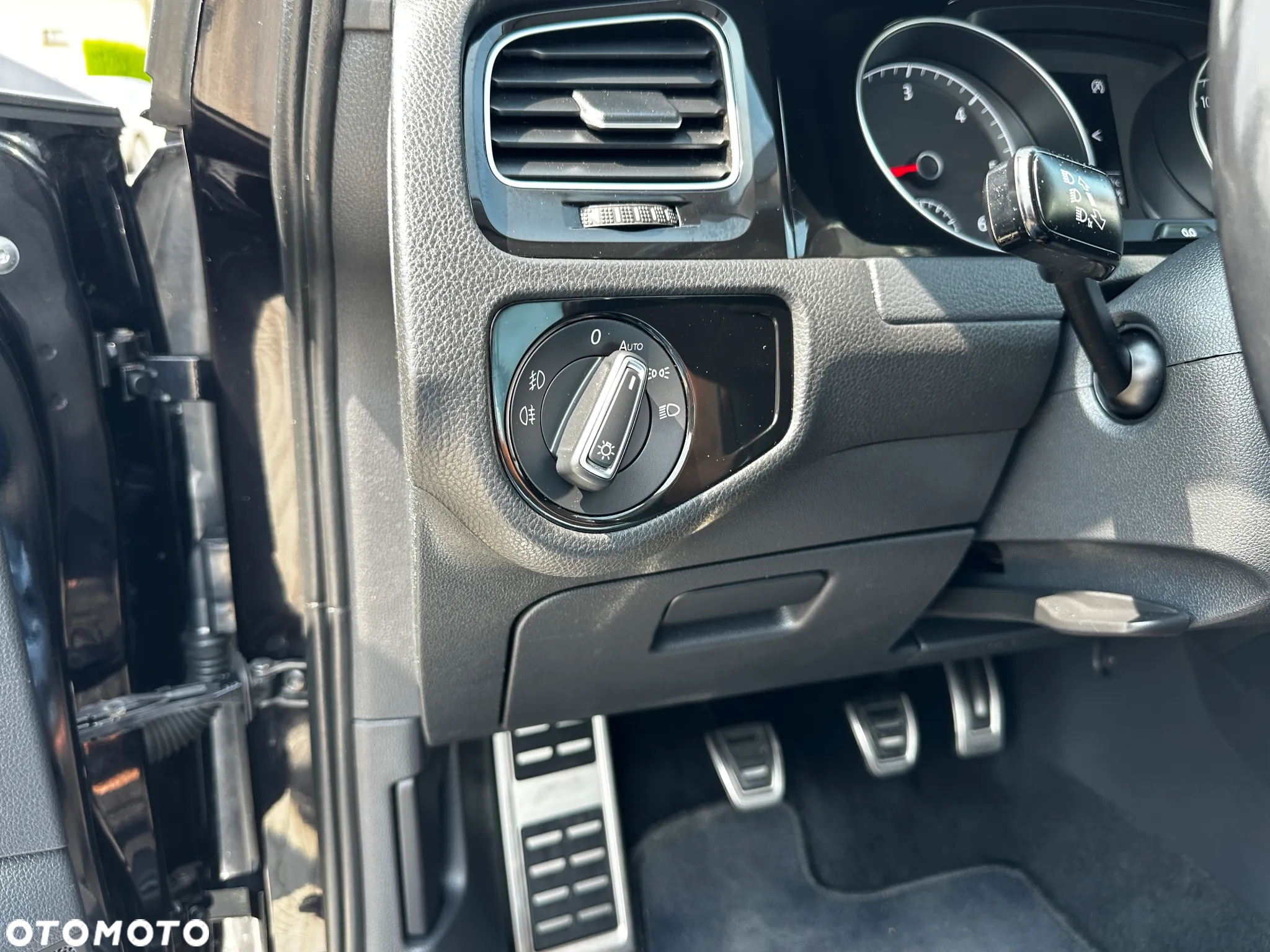 Volkswagen Golf - 19