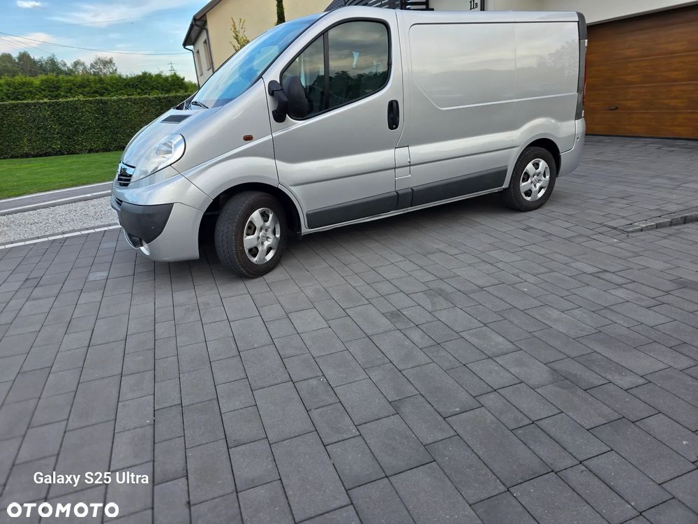 Opel Vivaro - 2
