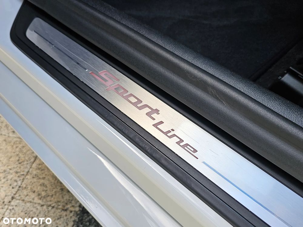 BMW Seria 5 530e iPerformance M Sport sport - 25