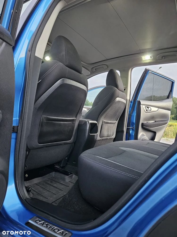 Nissan Qashqai 1.2 DIG-T N-Connecta EU6 - 23