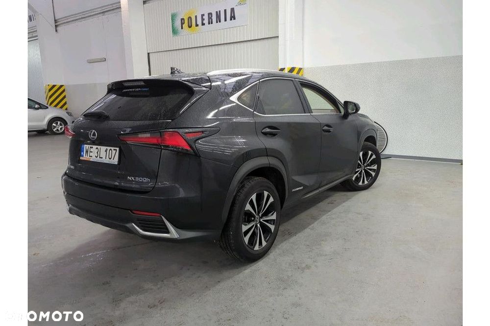Lexus NX - 3