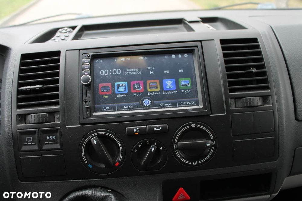 Volkswagen Transporter - 18
