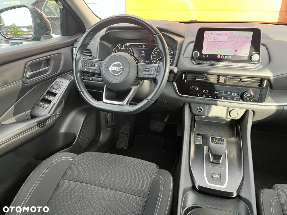 Nissan Qashqai 1.3 DIG-T N-Connecta DCT - 6