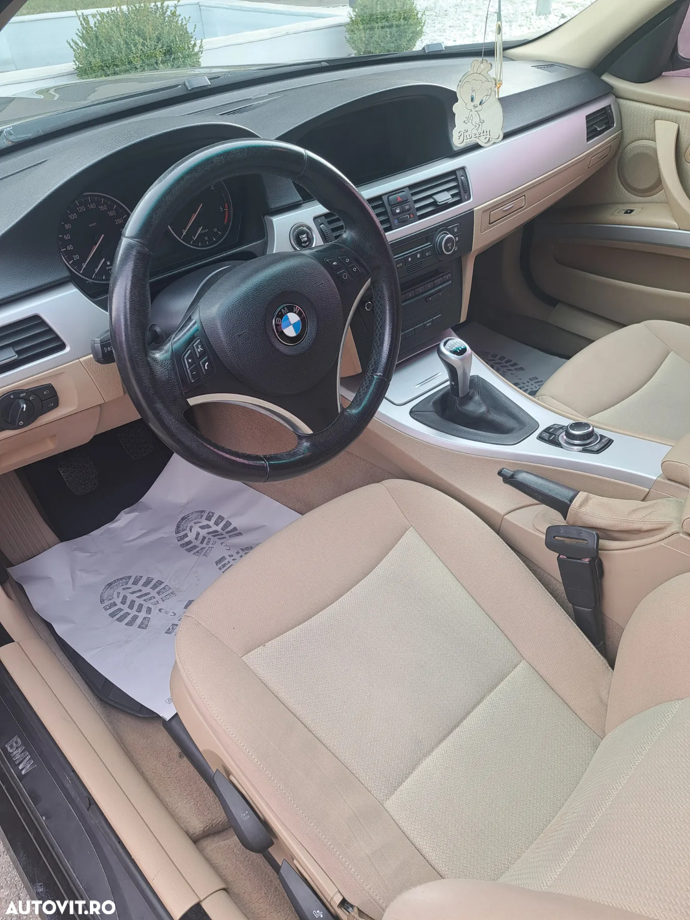 BMW Seria 3 318d - 5