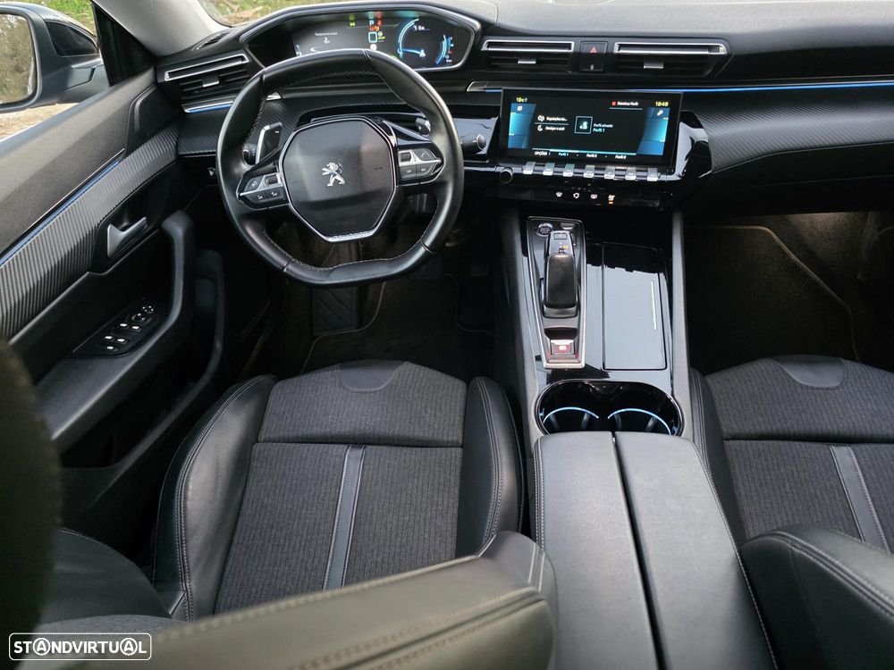 Peugeot 508 1.6 Hybrid Allure e-EAT8 - 29