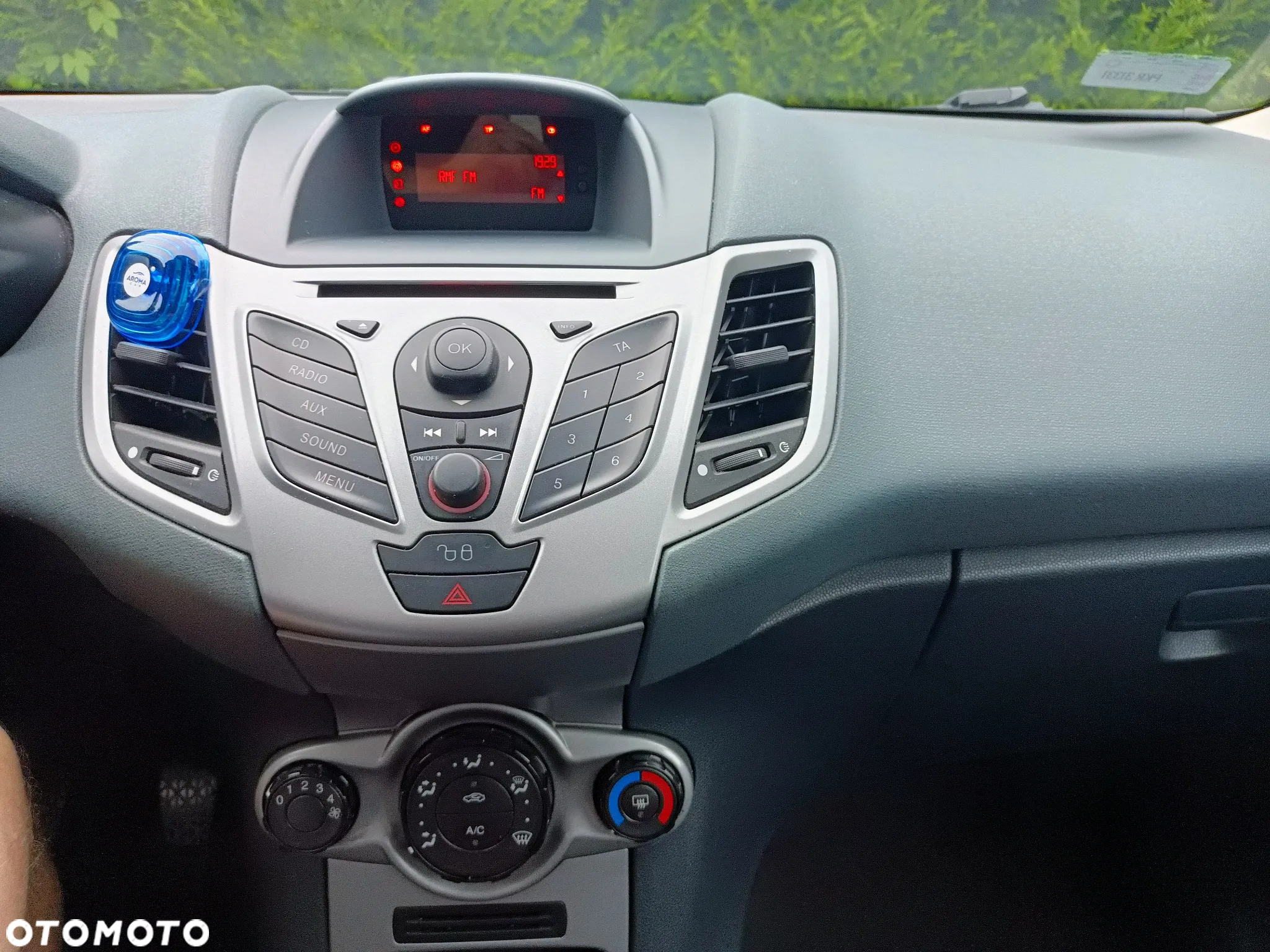 Ford Fiesta - 10