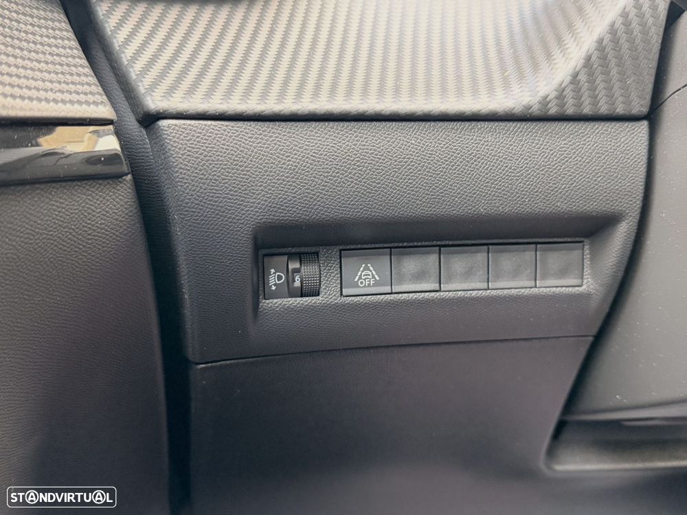 Peugeot 208 1.2 PureTech Allure - 23