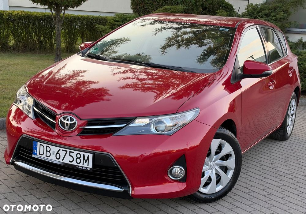 Toyota Auris 1.6 Valvematic Executive - 11