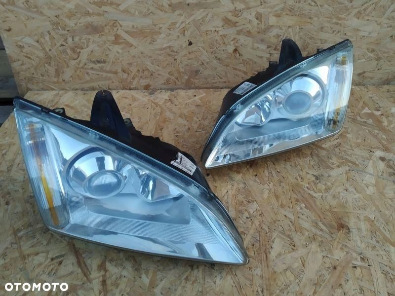 REFLEKTOR LEWY PRAWY XENON LAMPA LEWA PRAWA FORD FOCUS II MK2 4M51-3W029-ED - 1