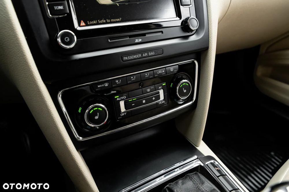 Skoda Superb 3.6 V6 4x4 DSG Elegance - 33