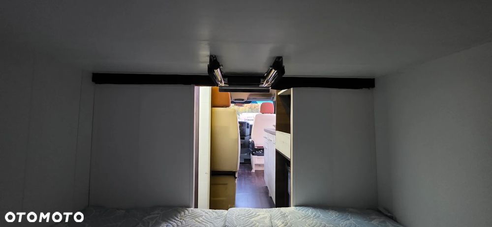 Volkswagen CRAFTER - 21