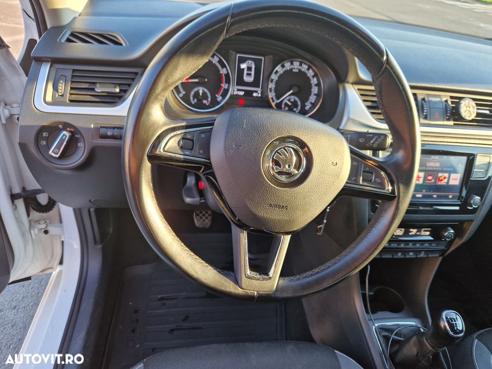 Skoda RAPID - 11