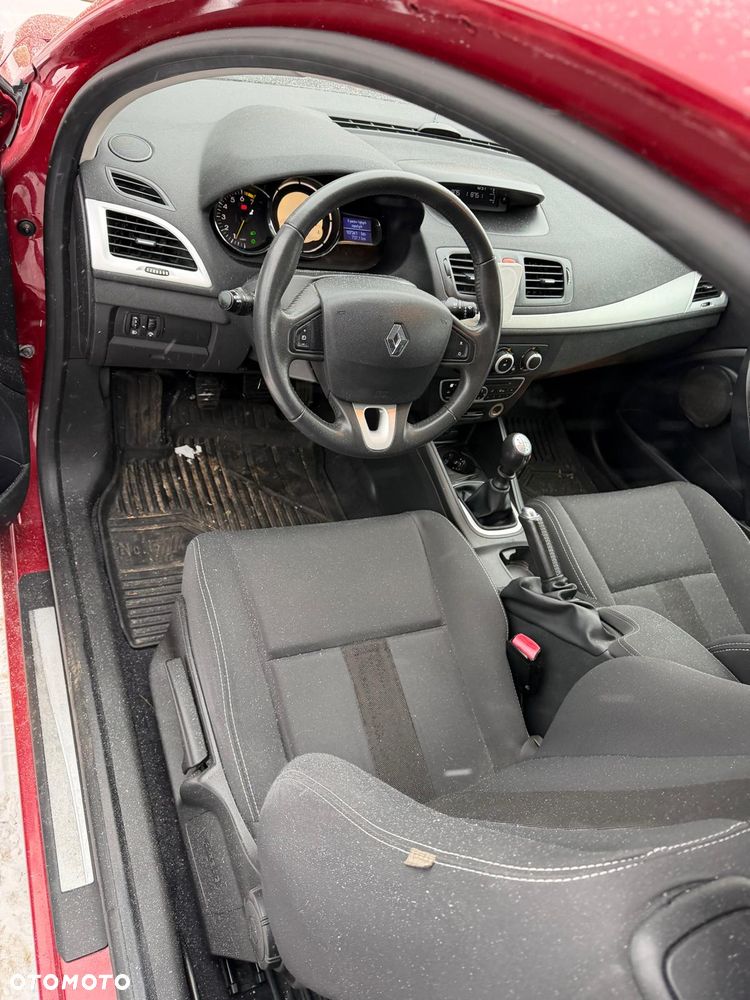 Renault Megane 1.6 16V Dynamique Euro5 - 11