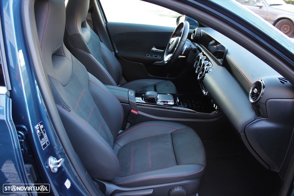 Mercedes-Benz A 200 d 8G-DCT AMG Line - 32