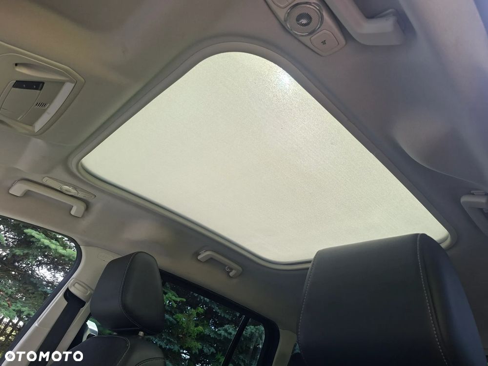 Ford Grand C-MAX - 12