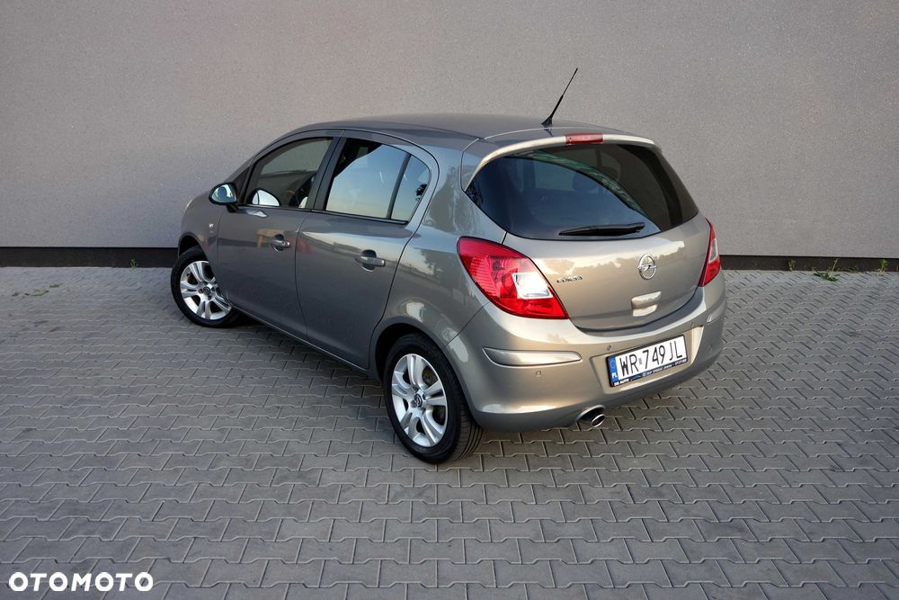 Opel Corsa - 3