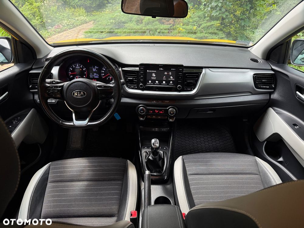 Kia Stonic 1.4 L - 14
