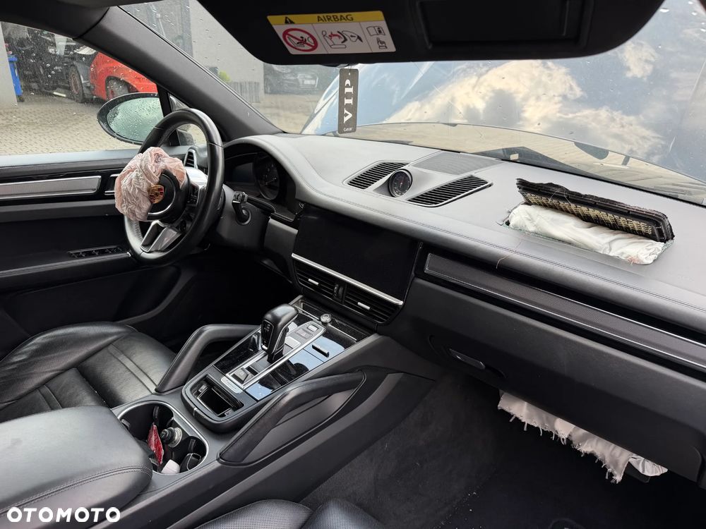Porsche Cayenne Tiptronic S - 10