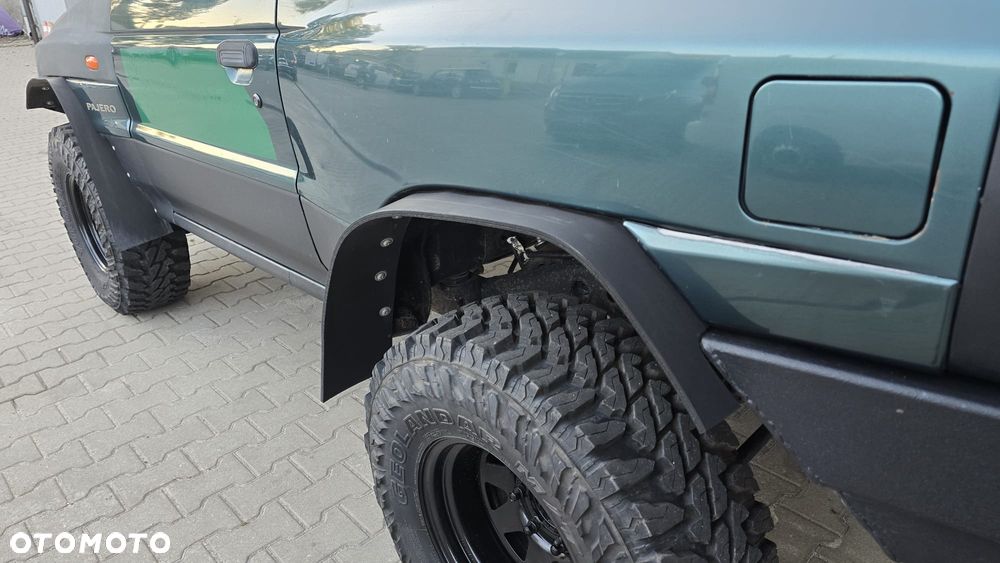 Mitsubishi Pajero 2.5 TD Classic - 10