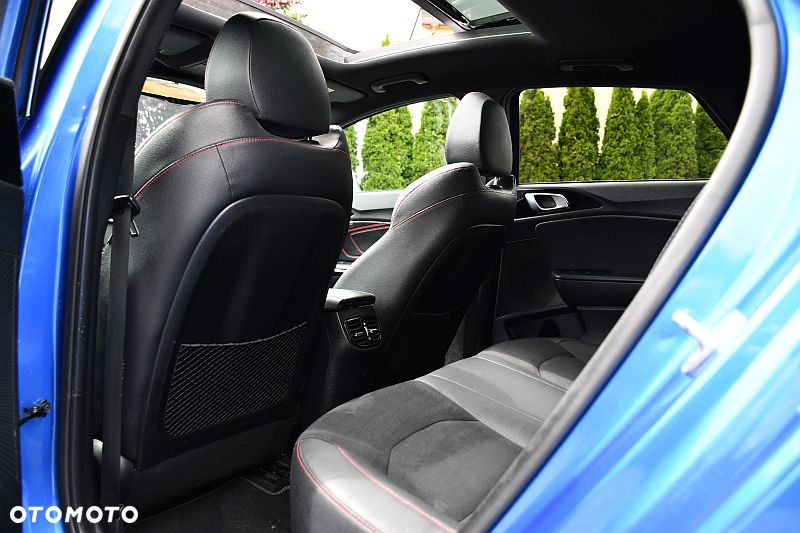 Kia ProCeed 1.6 T-GDI DCT7 OPF GT - 15