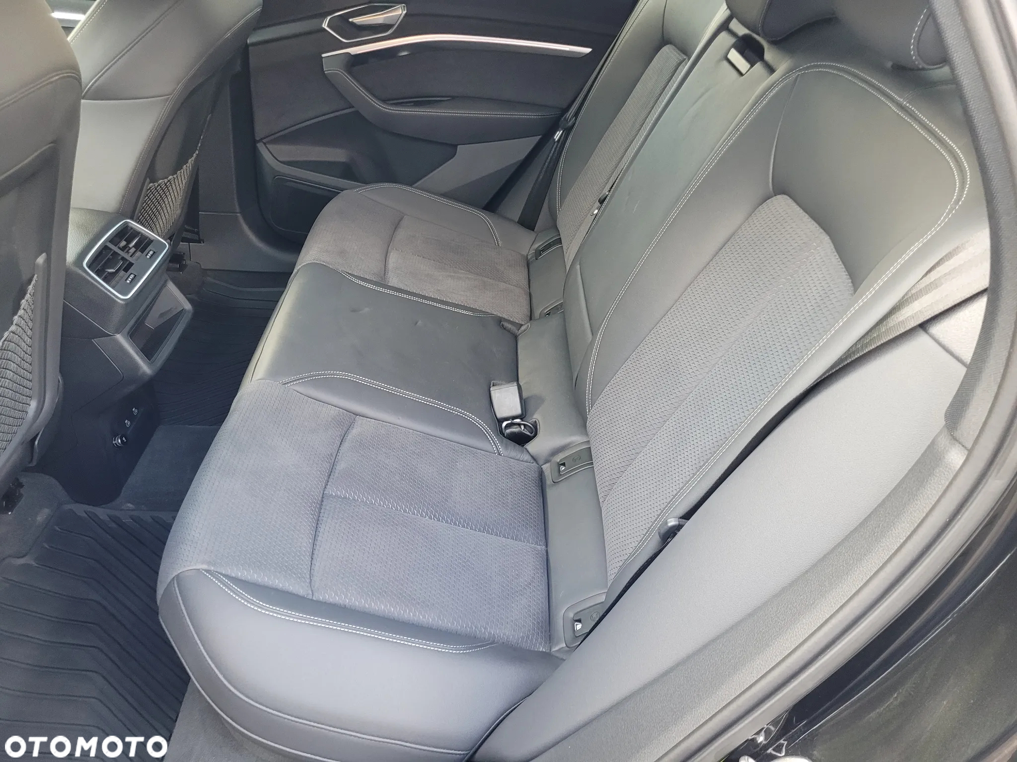 Audi e-tron 50 Quattro S Line - 39
