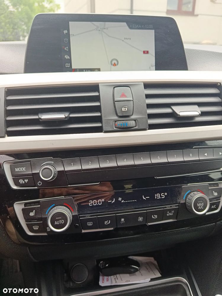 BMW Seria 3 320d Edition Luxury Line Purity - 15