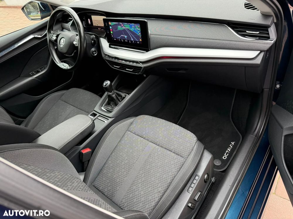 Skoda Octavia 2.0 TDI Premium Edition - 7