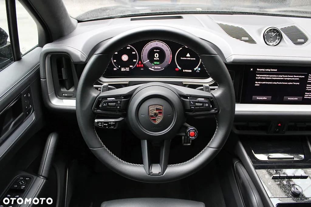 Porsche Cayenne Turbo E-Hybrid PHEV - 18