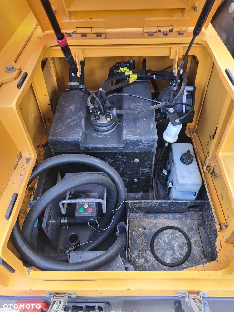 Volvo EC 250 EL - 8
