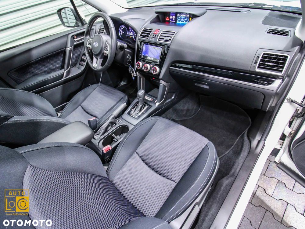 Subaru Forester 2.0i Exclusive Lineartronic EU6 - 9