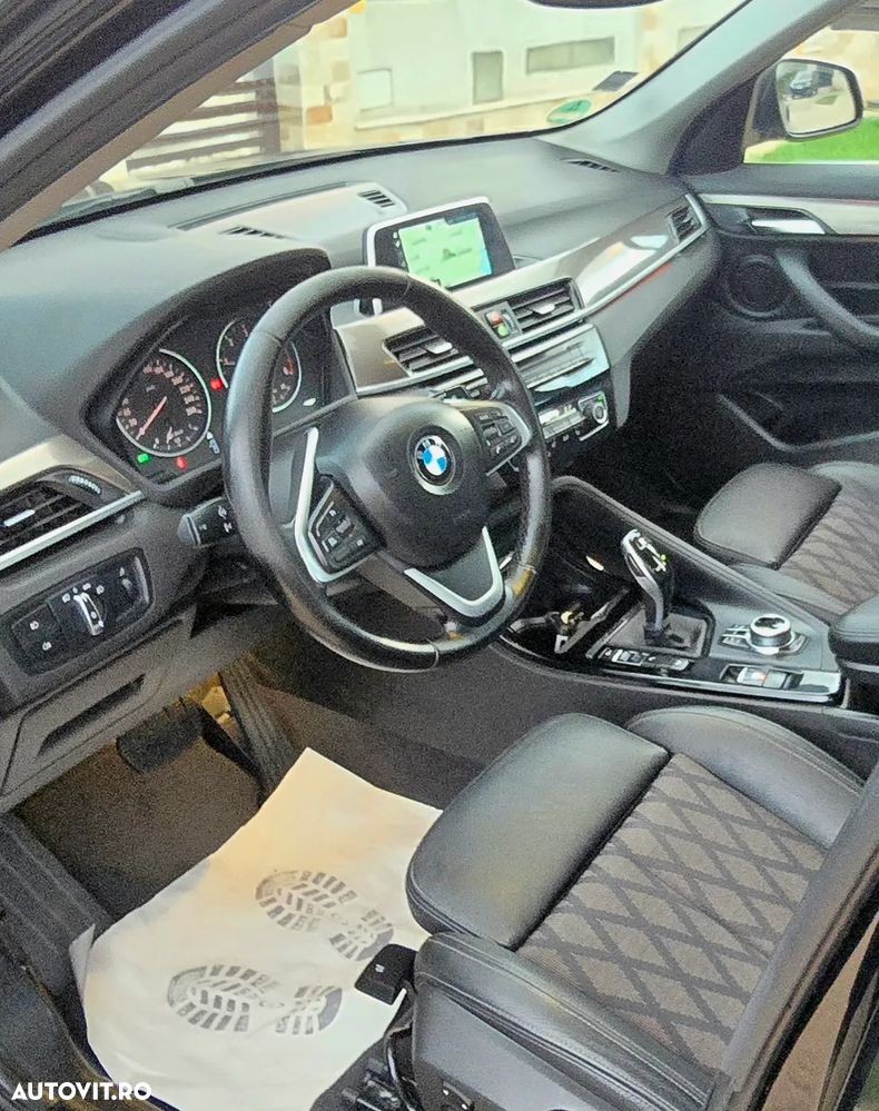BMW X1 xDrive20d Aut. xLine - 33