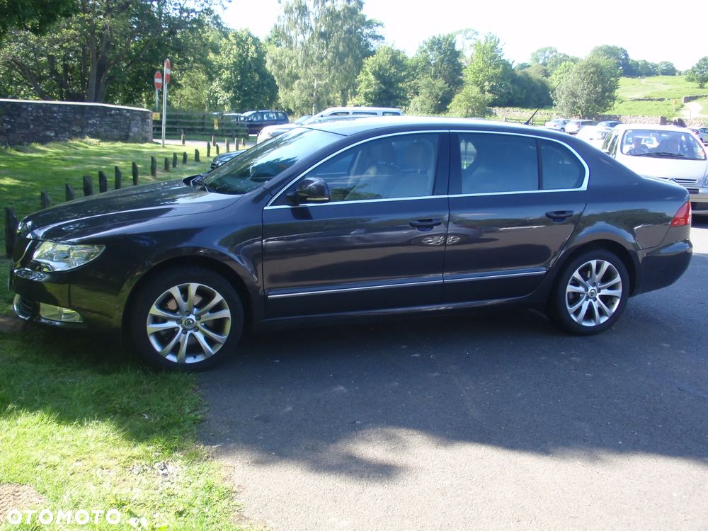 Skoda Superb 2.0 TDI Platinum - 3