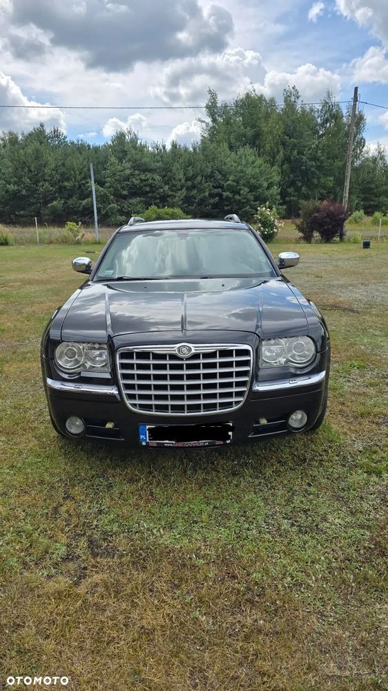 Chrysler 300C 5.7 V8 Hemi AWD - 2
