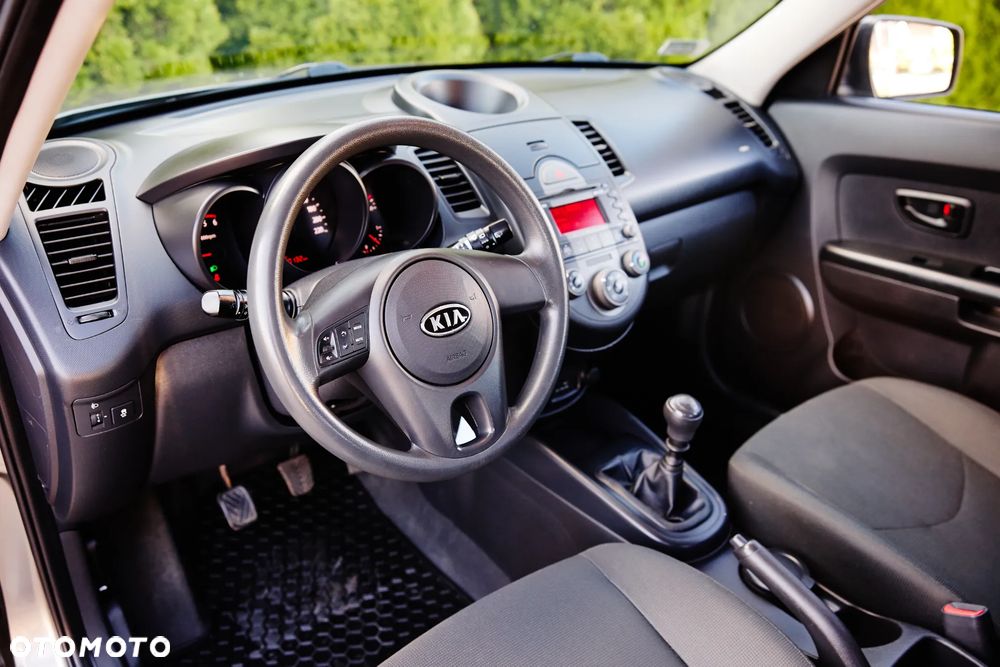 Kia Soul 1.6 CRDI M - 13