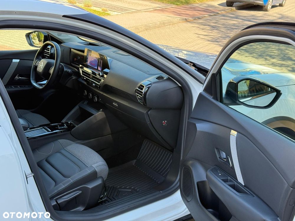 Citroën C4 BlueHDi 130 Stop&Start EAT8 MAX - 24