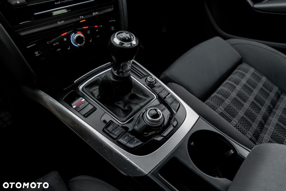 Audi A4 Avant 2.0 TFSI quattro S line Sportpaket - 29