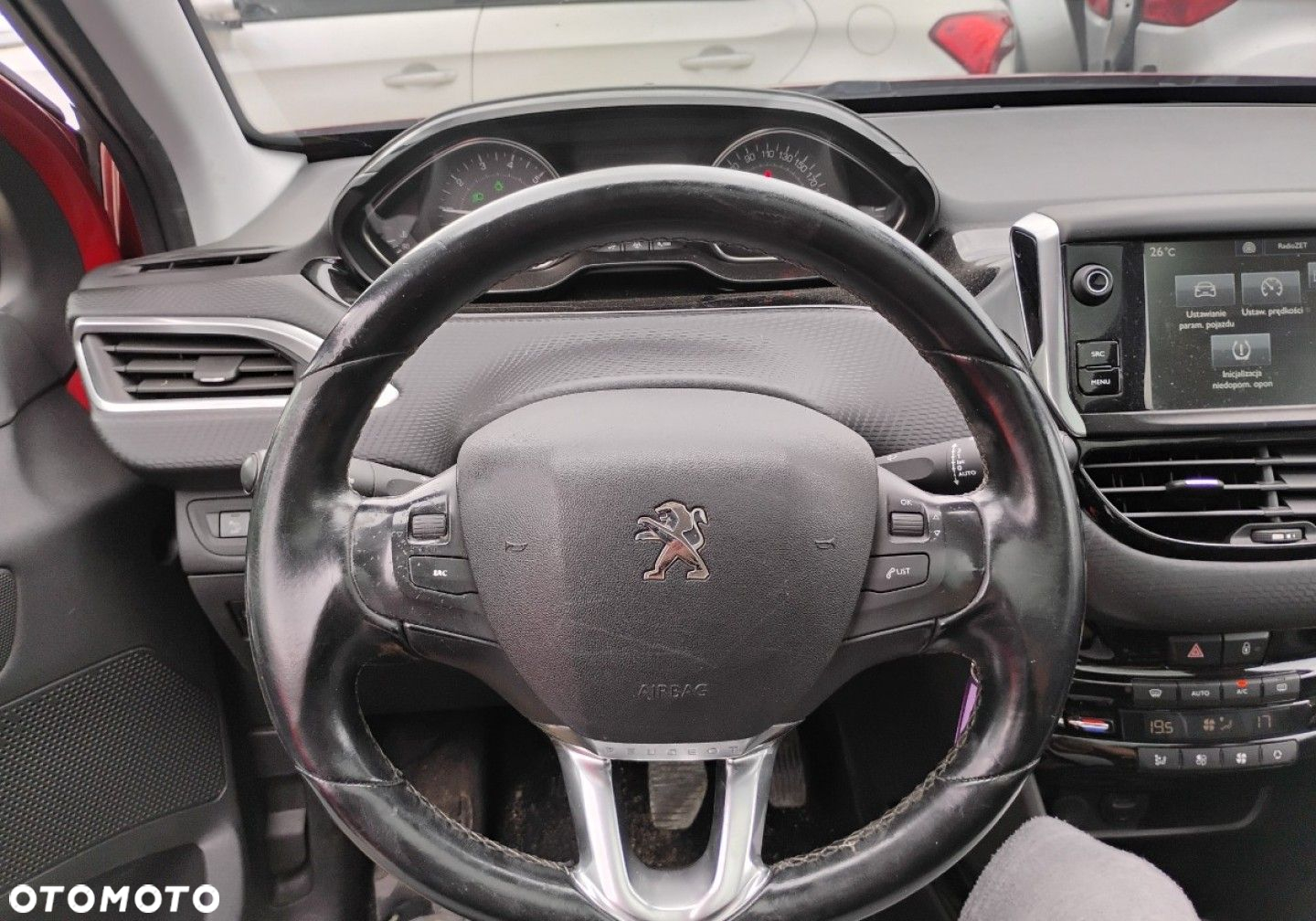 Peugeot 2008 - 12