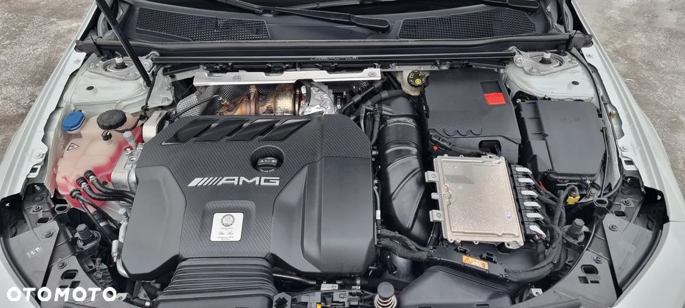 Mercedes-Benz CLA AMG 45 4-Matic 8G-DCT - 31