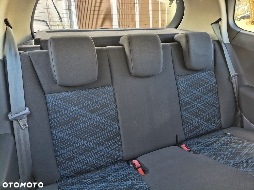 Renault Clio 1.2 16V Authentique - 27