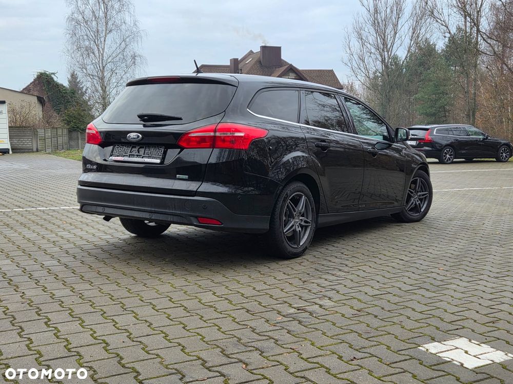 Ford Focus 1.0 EcoBoost Titanium - 5