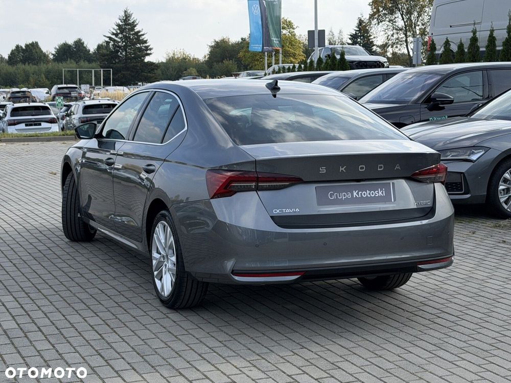 Skoda Octavia 1.5 TSI mHEV Selection DSG - 8